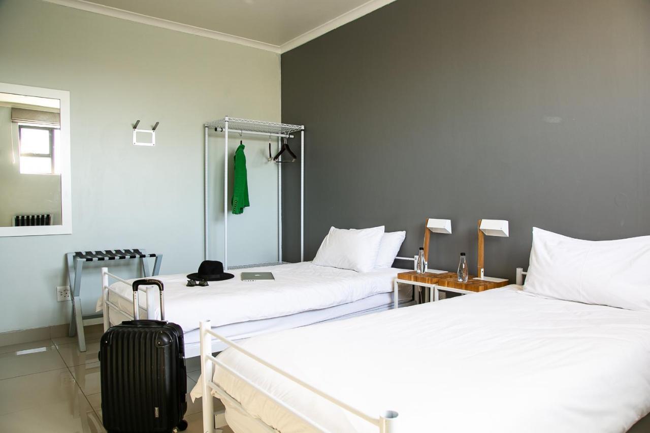 Zzzone Boutique Hostel Германус Екстер'єр фото