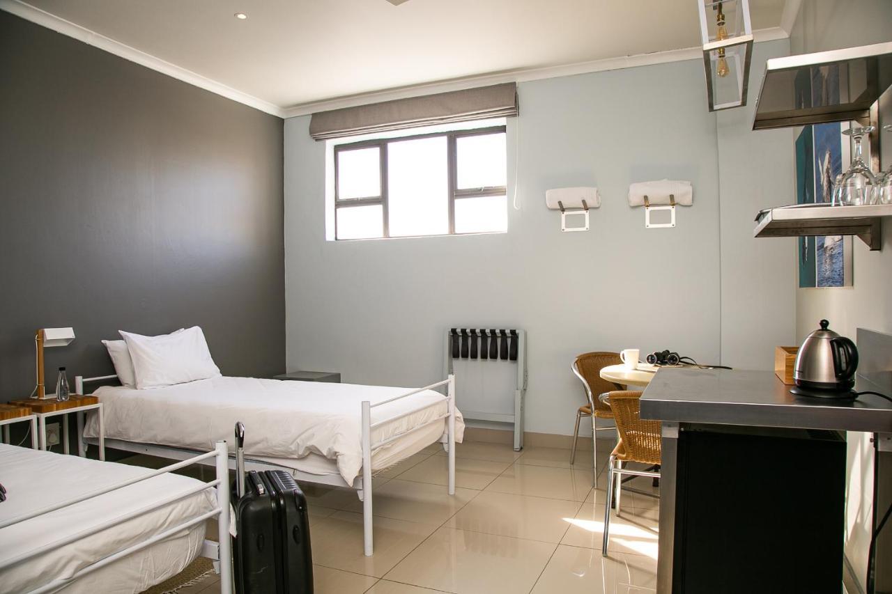 Zzzone Boutique Hostel Германус Екстер'єр фото