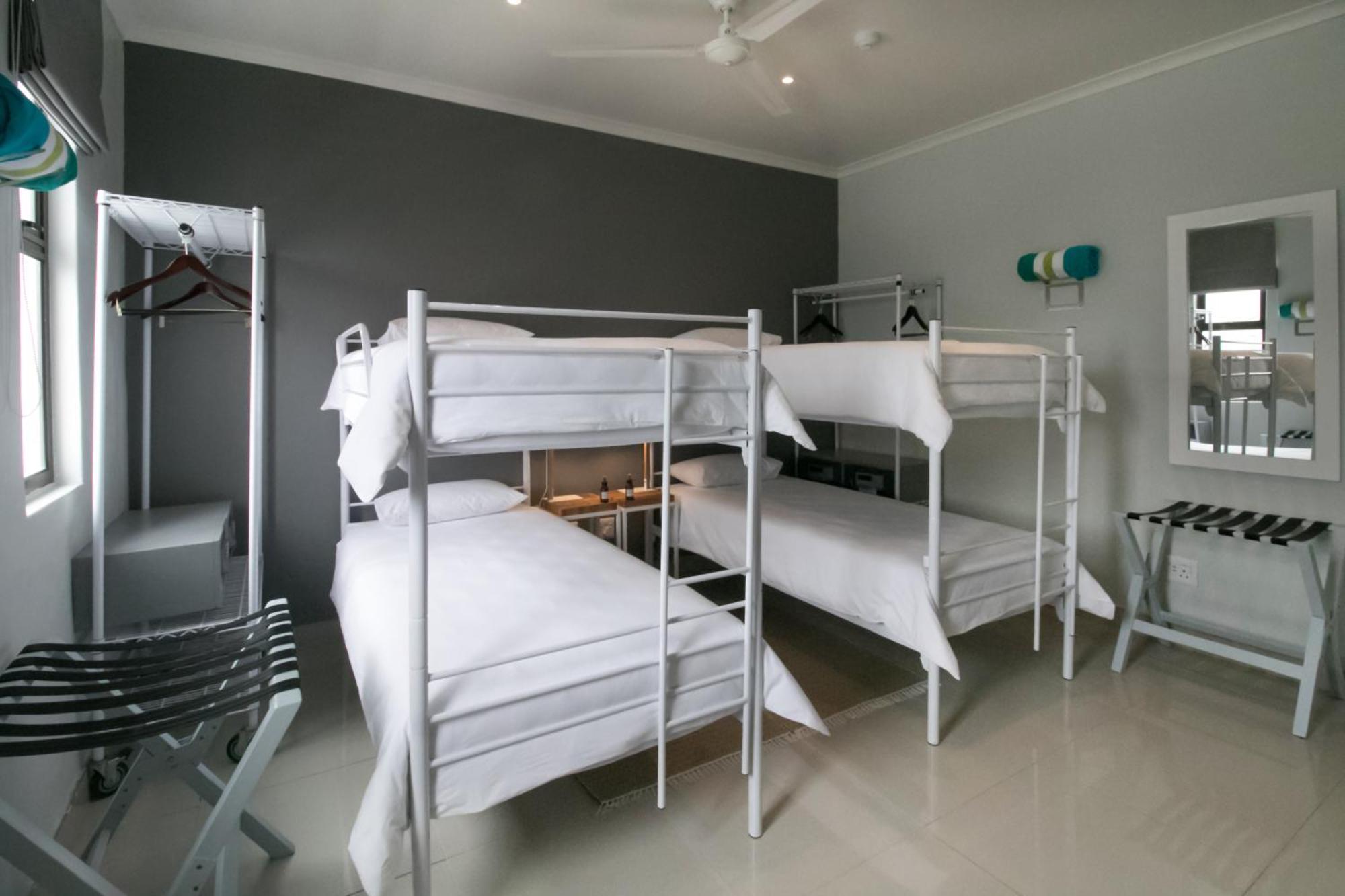 Zzzone Boutique Hostel Германус Екстер'єр фото